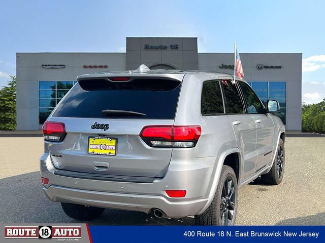 Used 2021 Jeep Grand Cherokee Laredo X AWD/4WD image 6