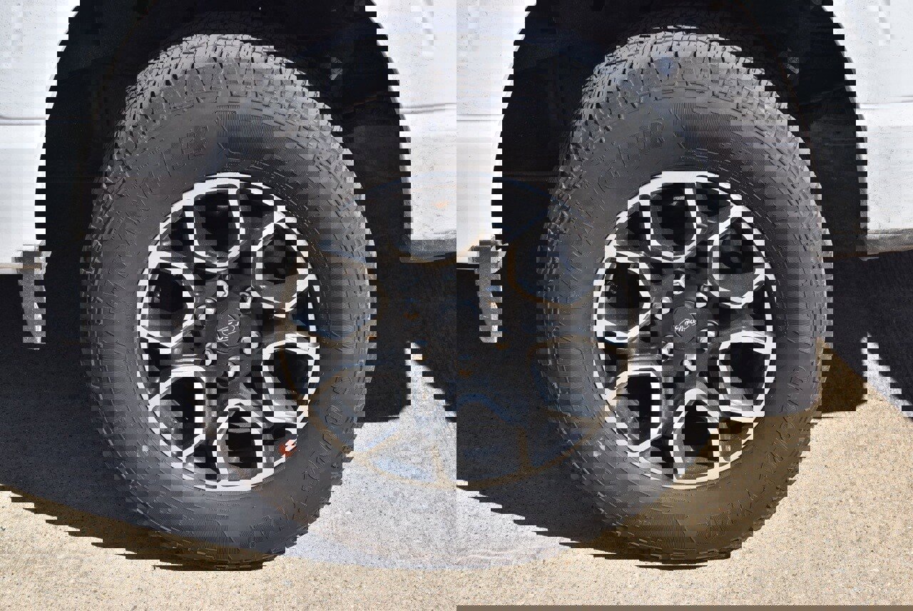 Certified 2023 Ford F150 XLT w/ Equipment Group 302A High image 10