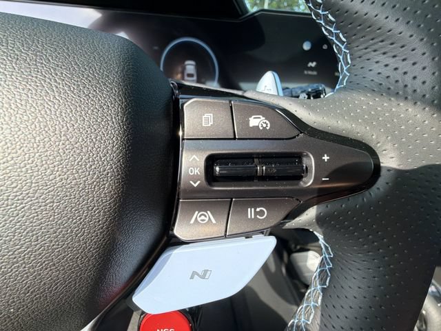 New 2026 Hyundai Elantra N FWD image 31