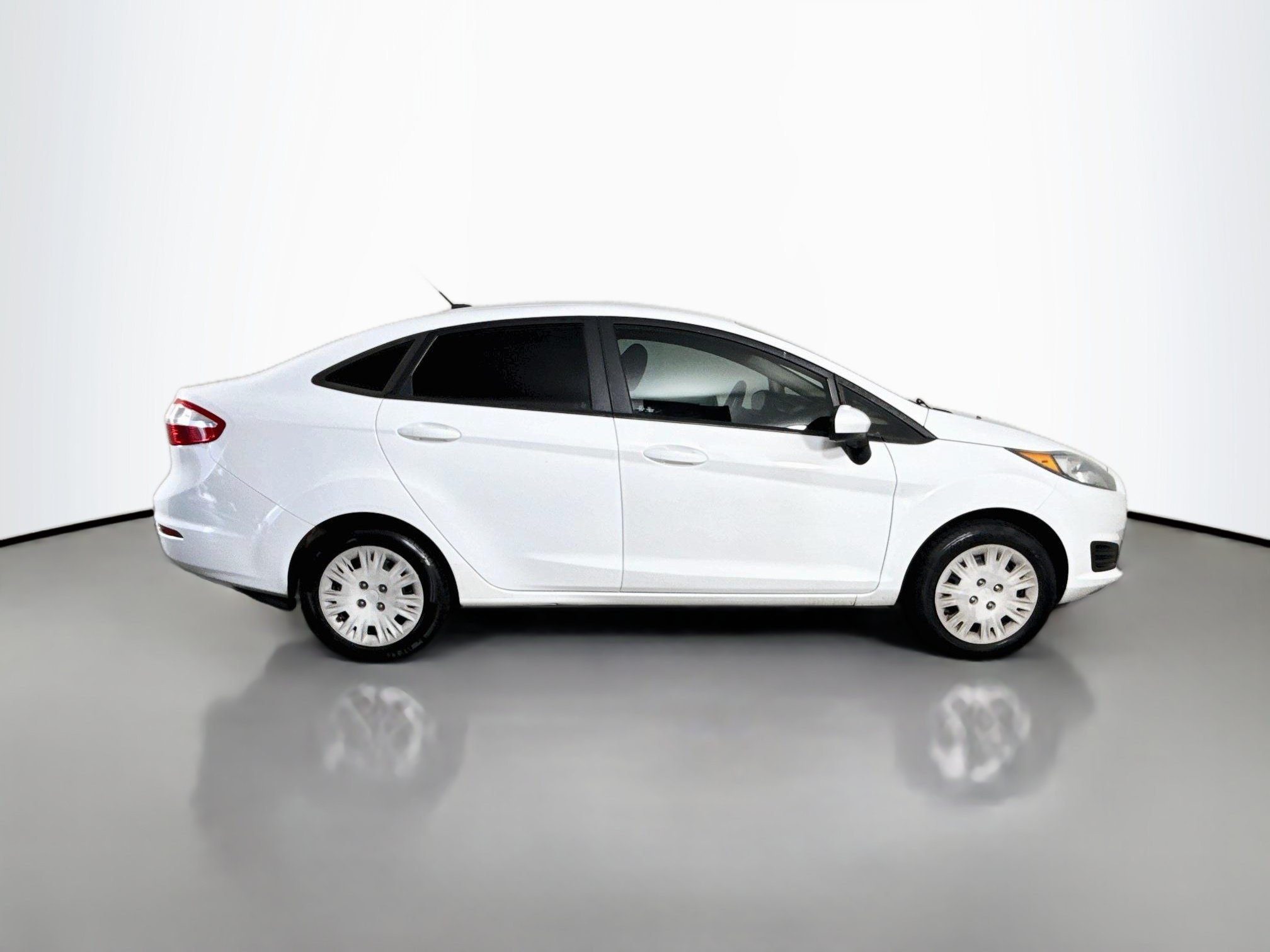 Used 2018 Ford Fiesta S FWD image 11