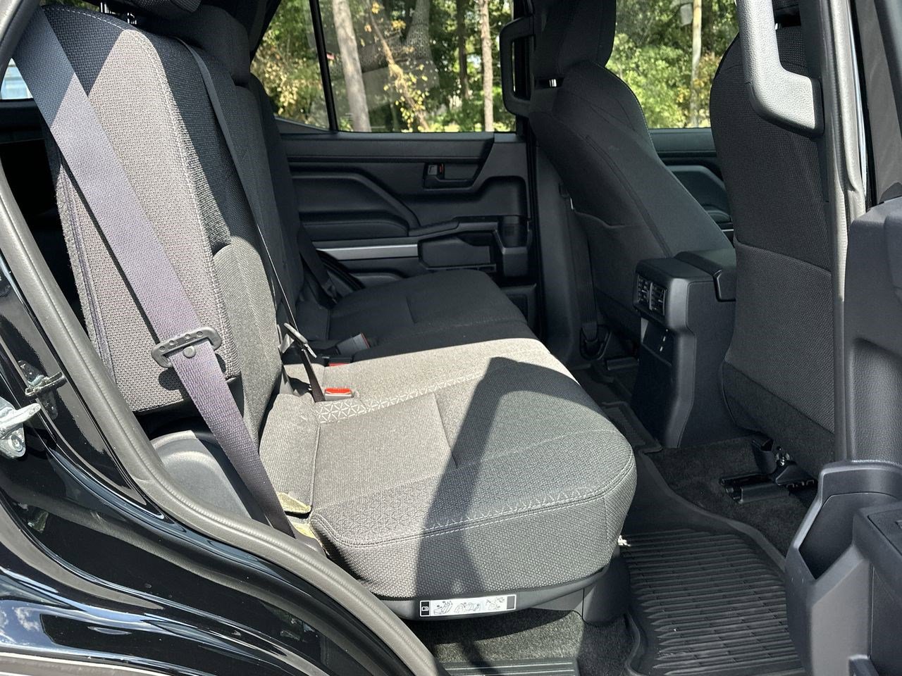 Used 2025 Toyota 4Runner SR5 image 28