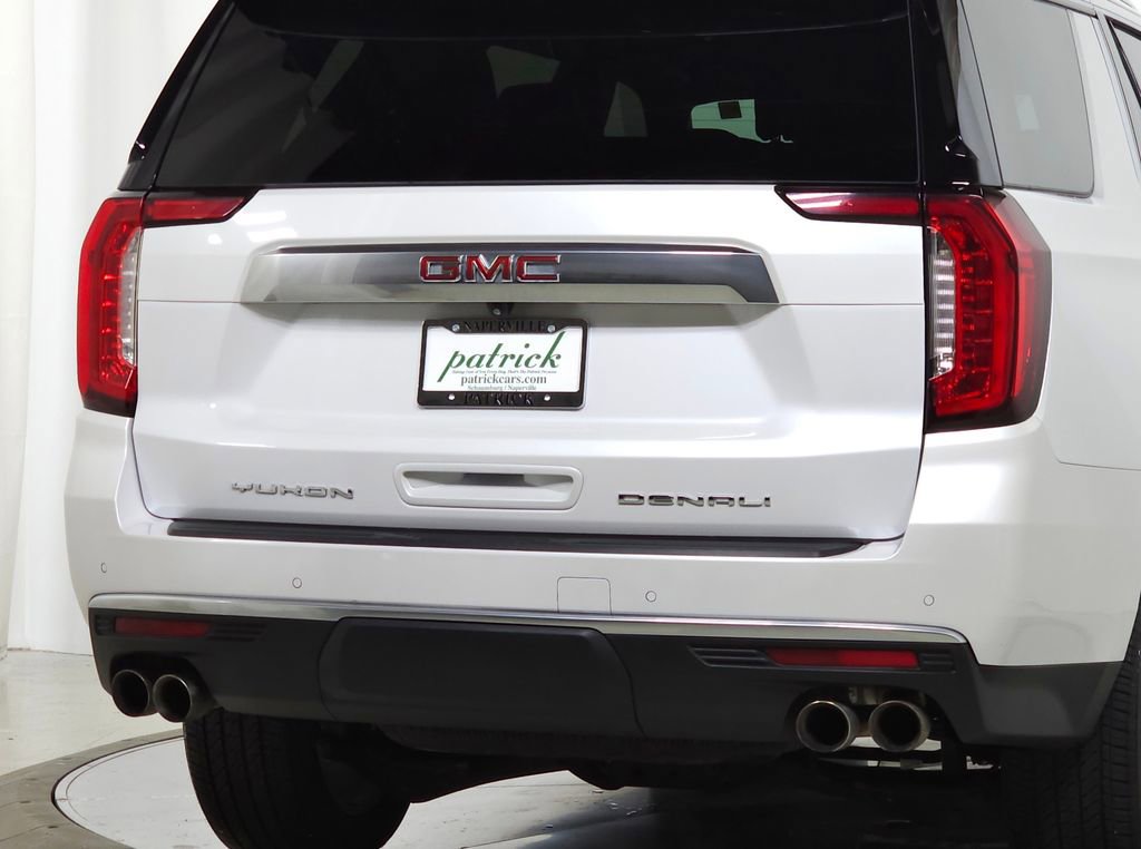 Used 2024 GMC Yukon Denali AWD/4WD image 9