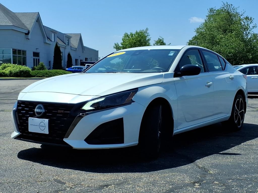Certified 2023 Nissan Altima 2.5 SR AWD/4WD image 6
