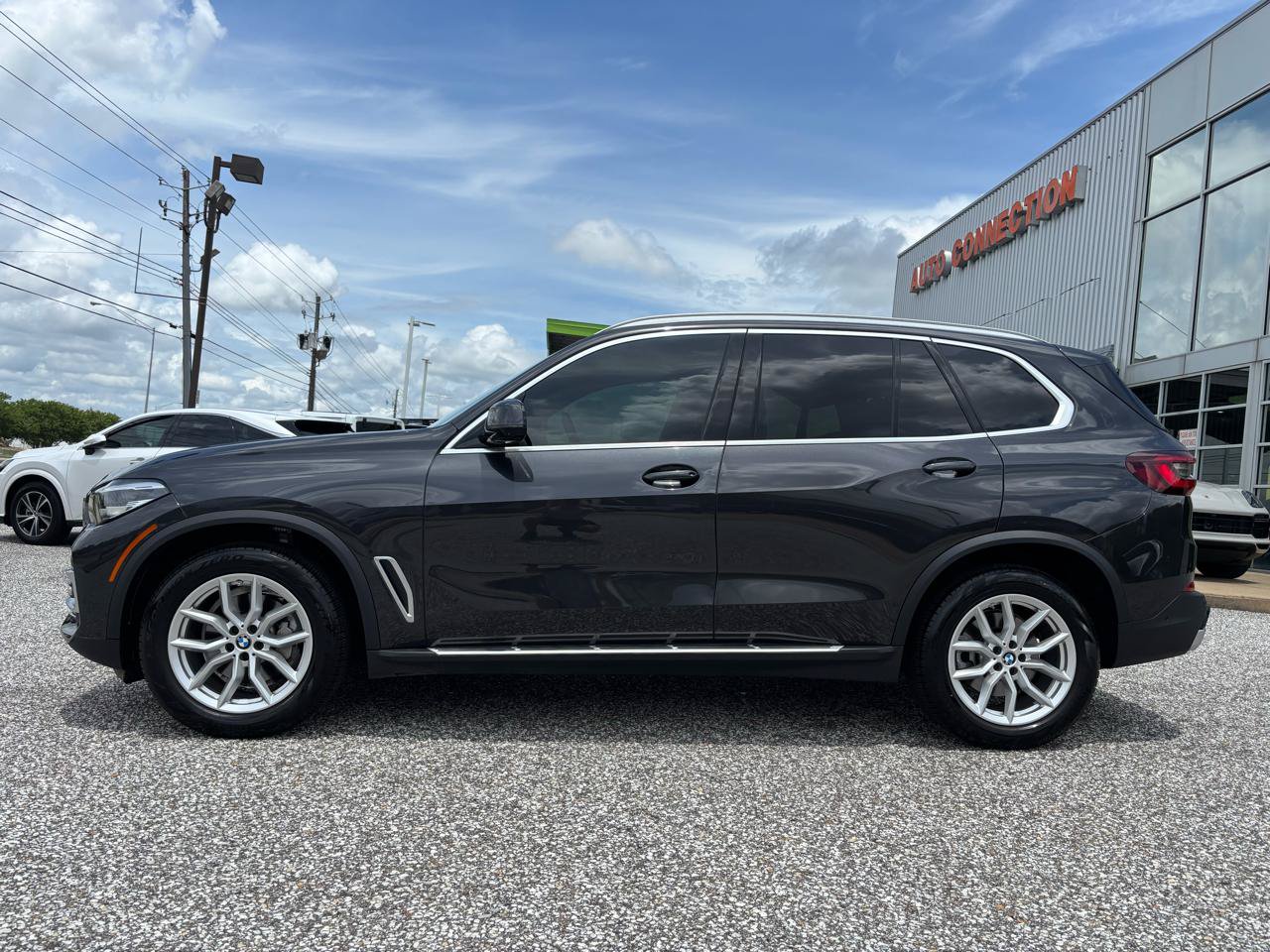 Used 2023 BMW X5 sDrive40i w/ Premium Package RWD image 3