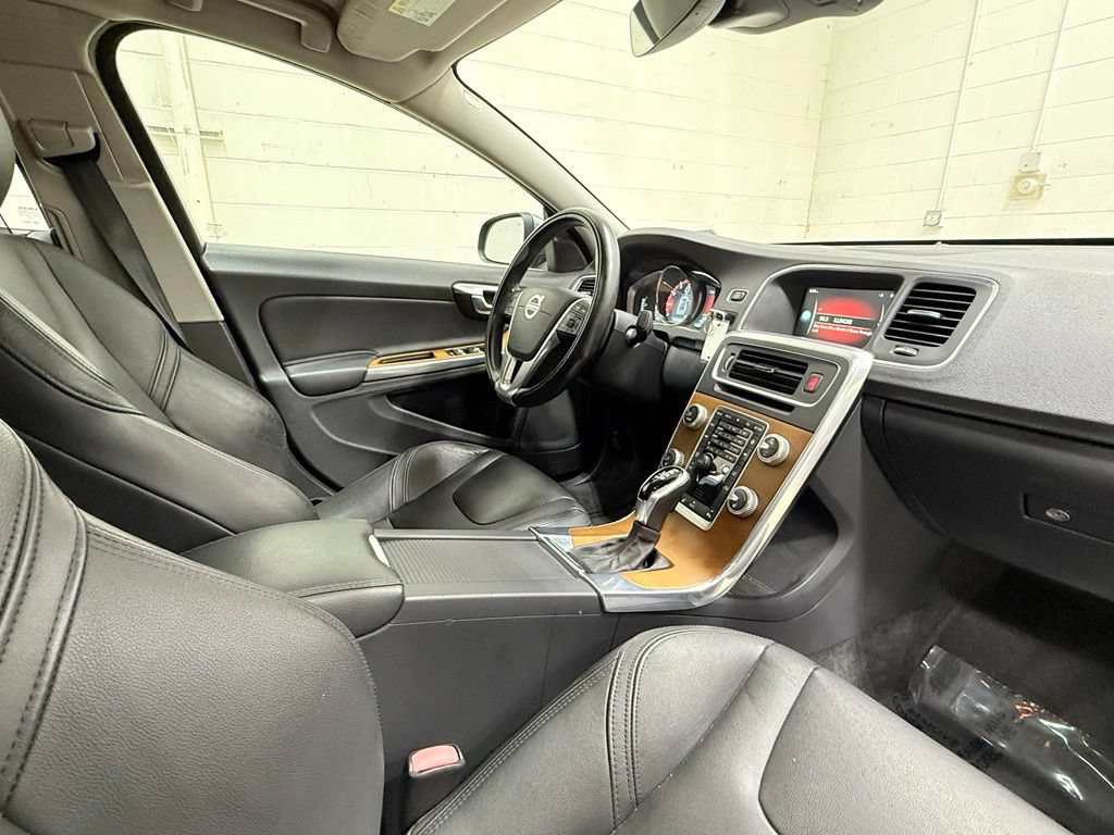 Used 2016 Volvo S60 T5 Premier w/ Climate Package AWD/4WD image 37