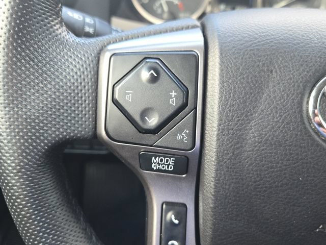 Used 2022 Toyota Tacoma SR5 RWD image 14