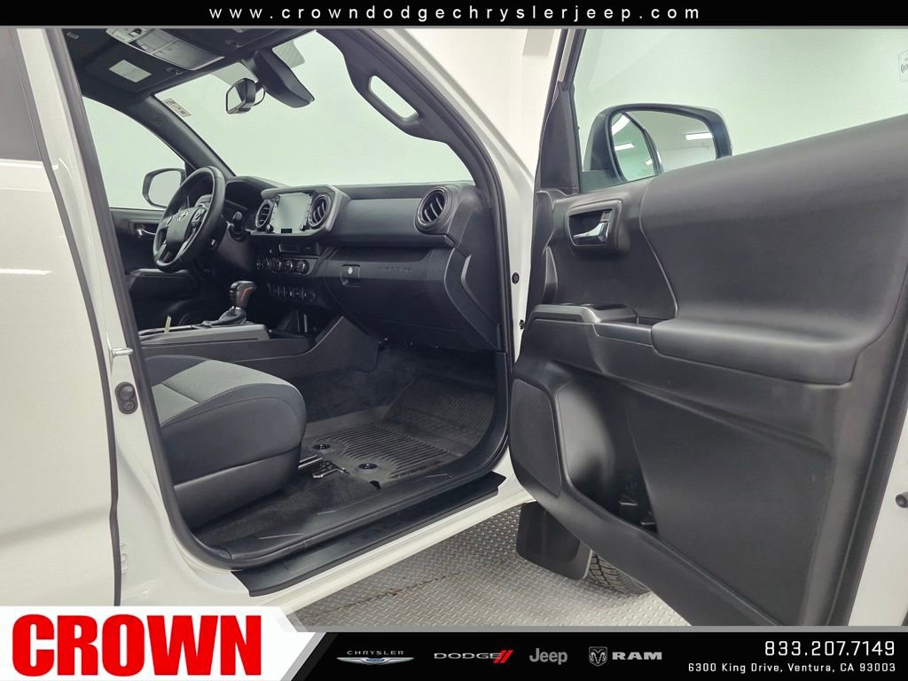 Used 2023 Toyota Tacoma TRD Sport w/ Advanced Technology Package image 13