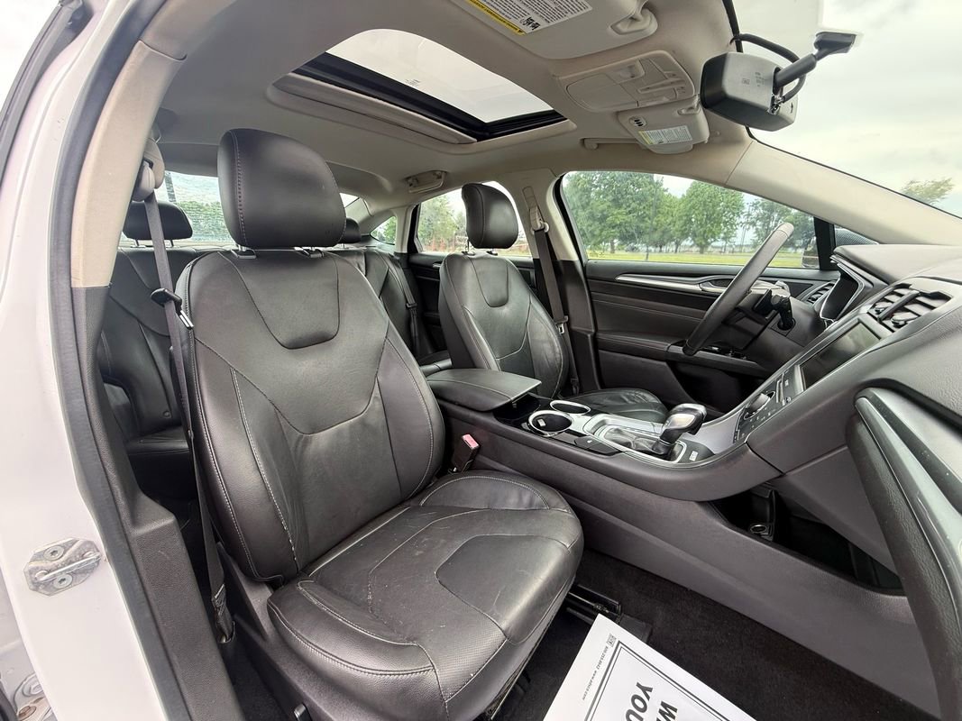 Used 2013 Ford Fusion Titanium FWD image 12