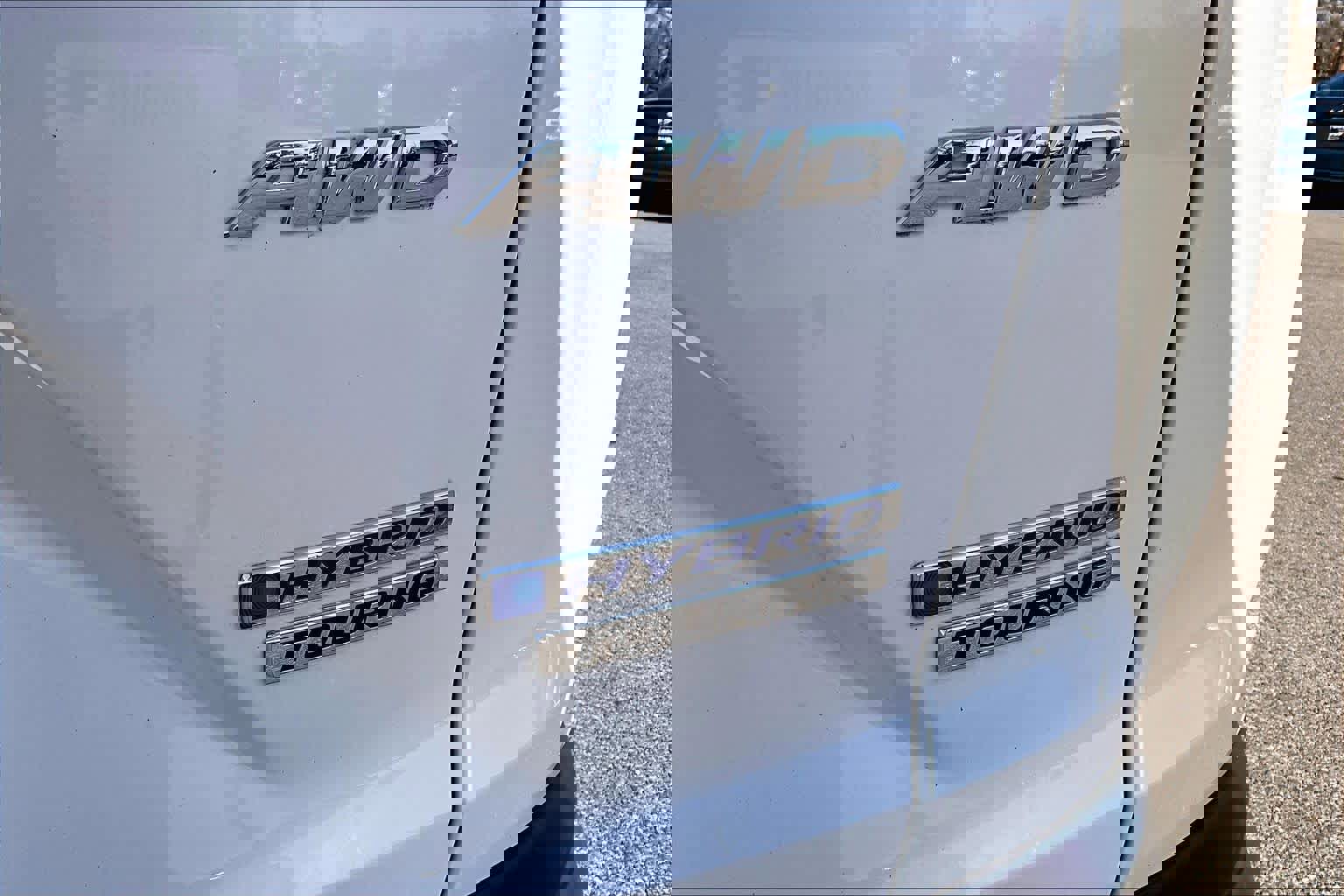 Used 2022 Honda CR-V Touring image 9