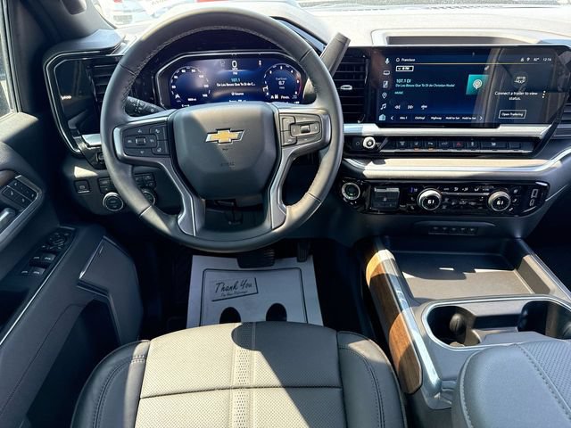 Used 2026 Chevrolet Silverado 3500 High Country w/ Technology Package AWD/4WD image 14