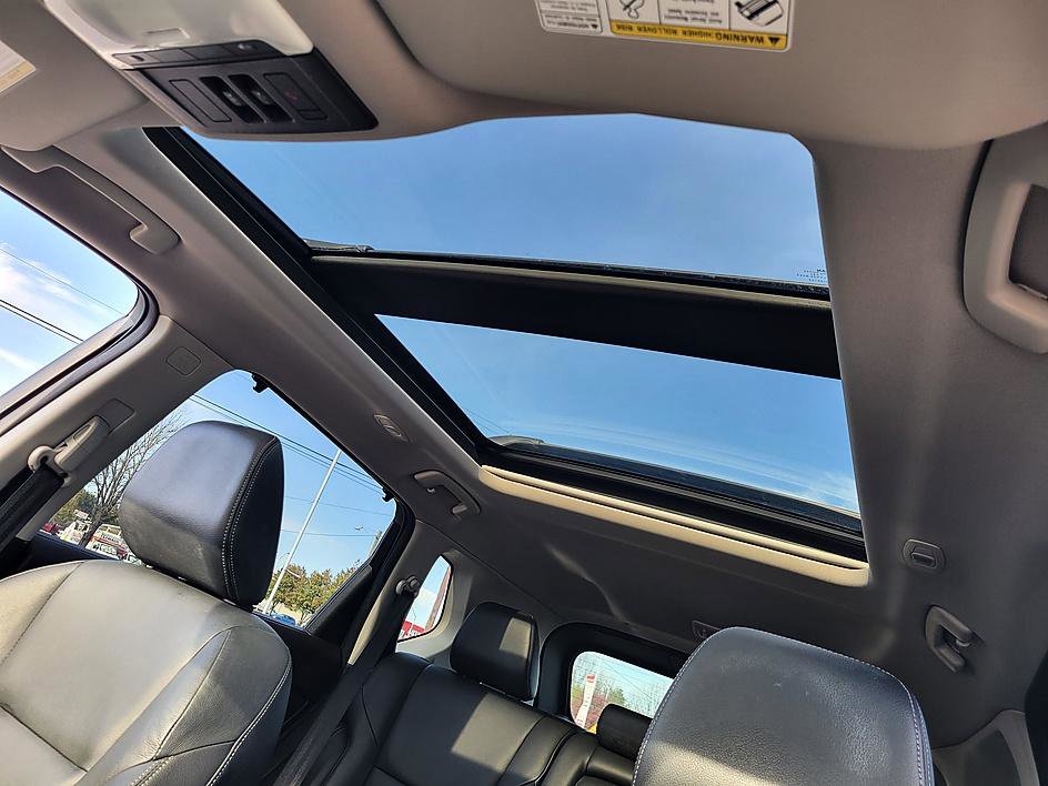 Used 2021 Nissan Rogue SL w/ Premium Package image 17