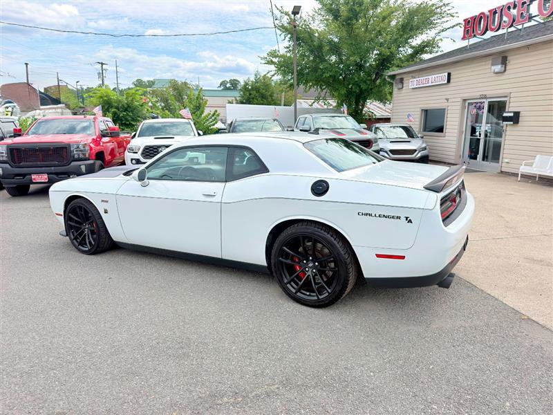 Used 2019 Dodge Challenger R/T Scat Pack w/ T/A Package RWD image 2