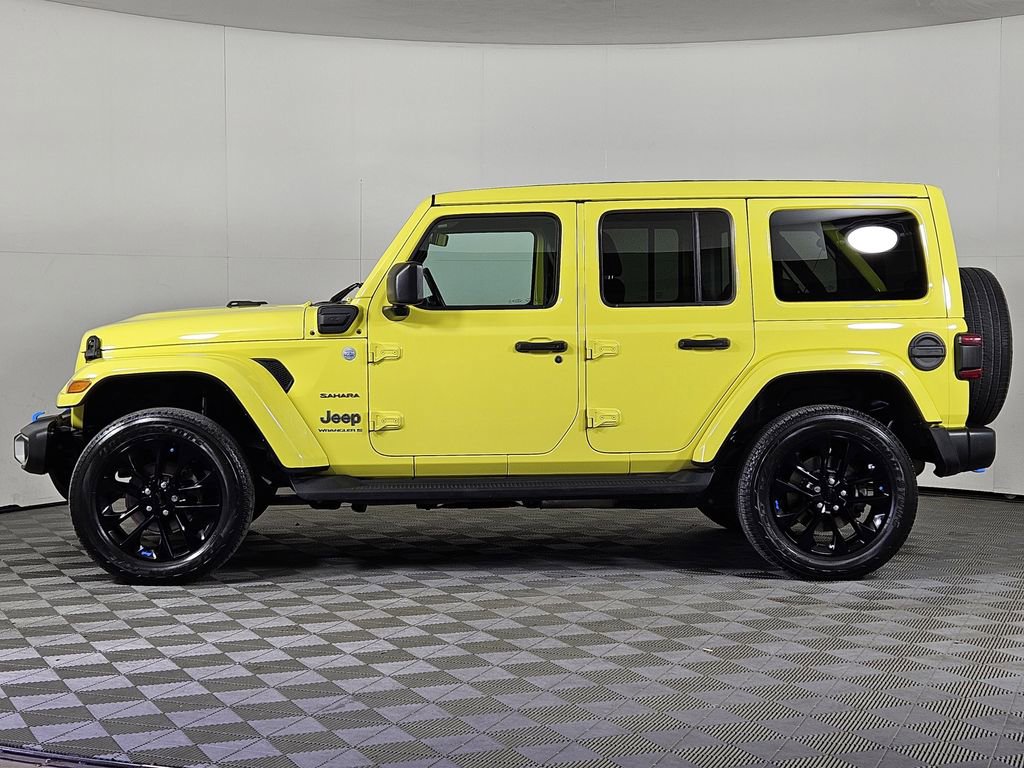 Used 2023 Jeep Wrangler Unlimited Sahara w/ Cold Weather Group image 3