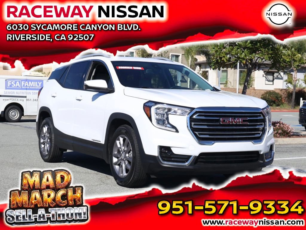 Used 2024 GMC Terrain SLT