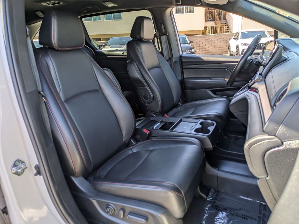 Used 2025 Honda Odyssey Sport-L image 28