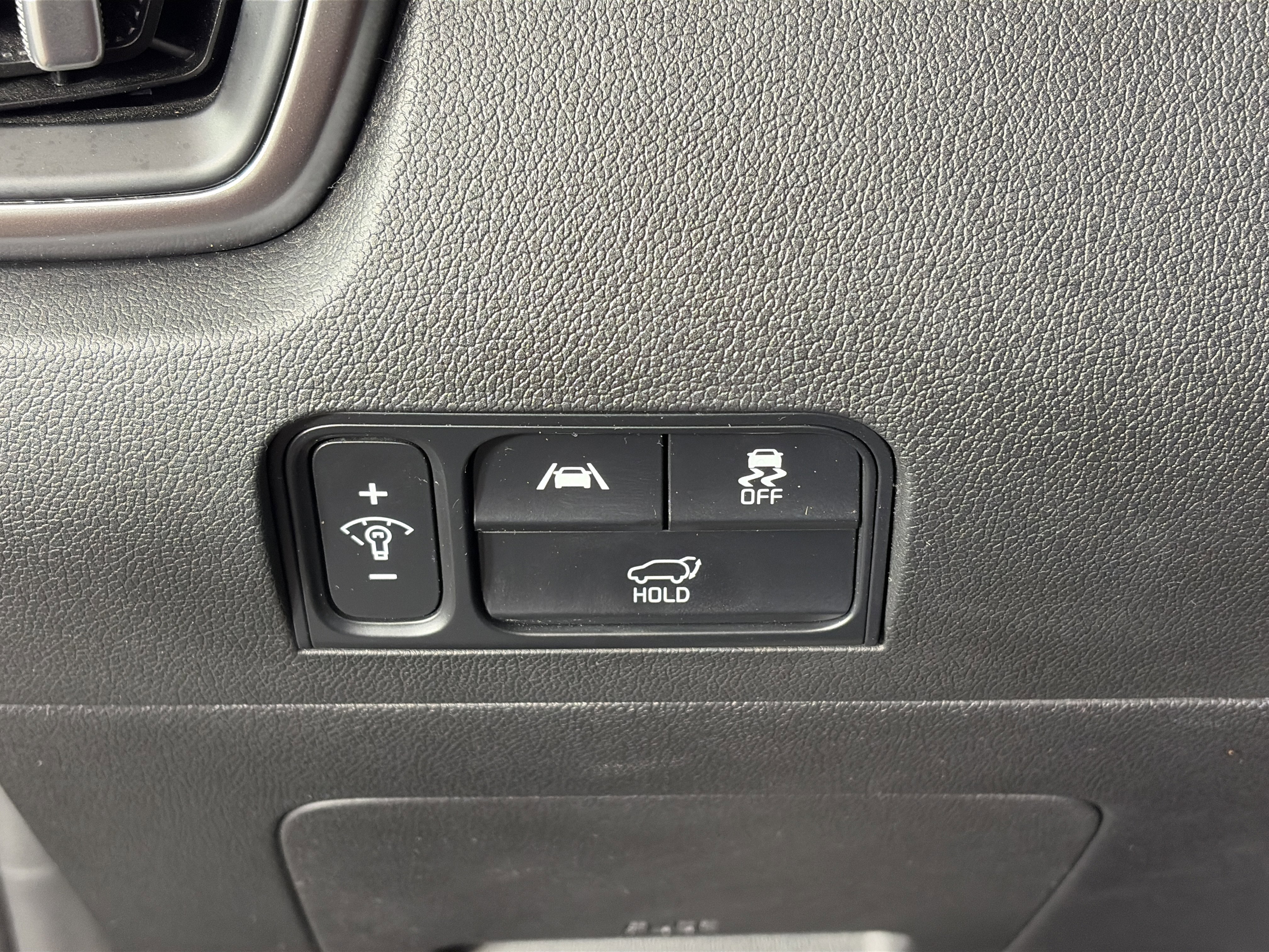 Certified 2022 Kia Sorento X-Line EX image 33