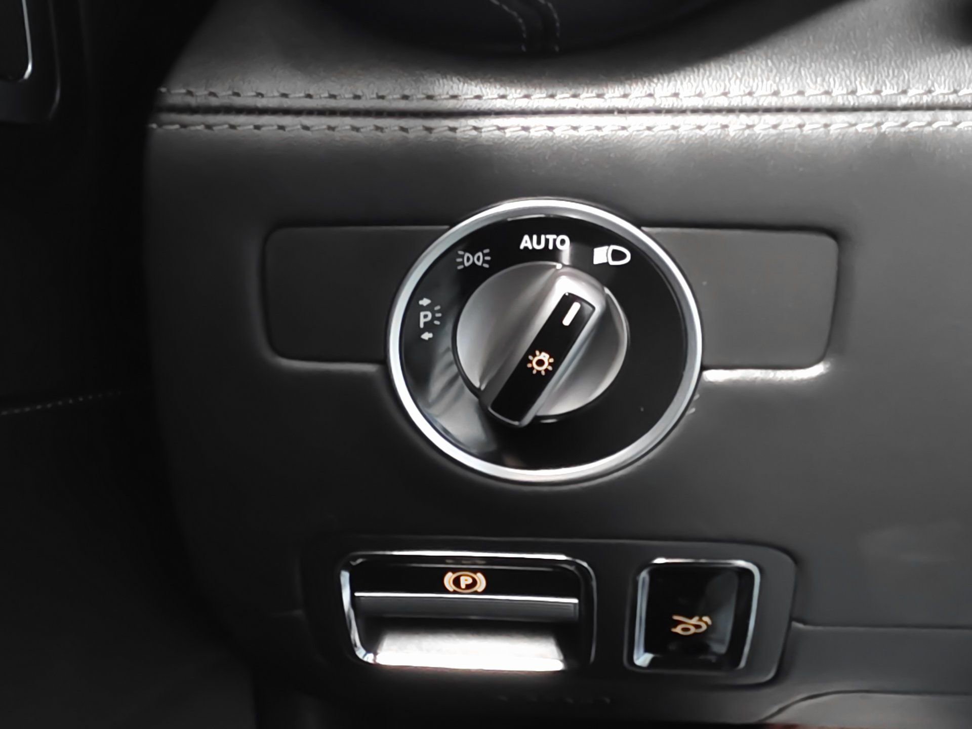 Used 2018 Mercedes-Benz AMG GT C image 30