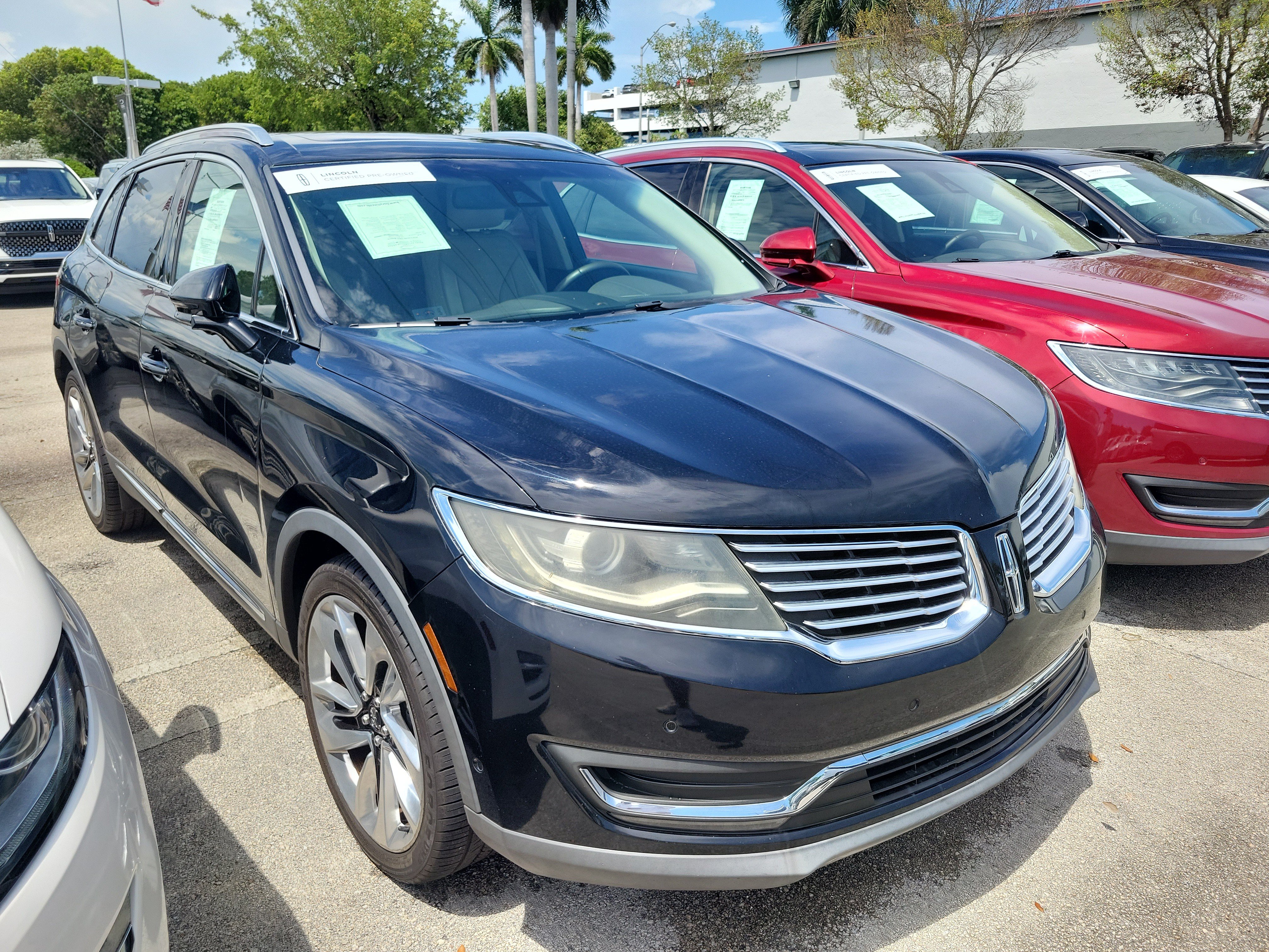 Used 2018 Lincoln MKX Reserve FWD image 2