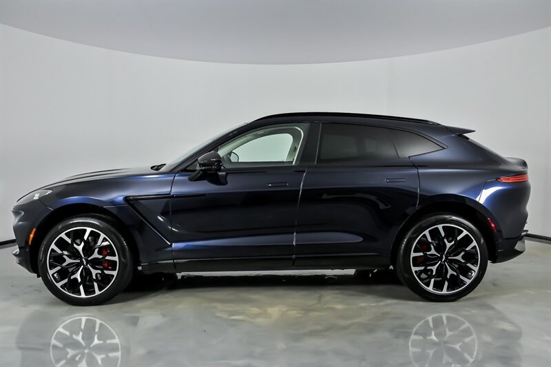Used 2022 Aston Martin DBX AWD/4WD image 7