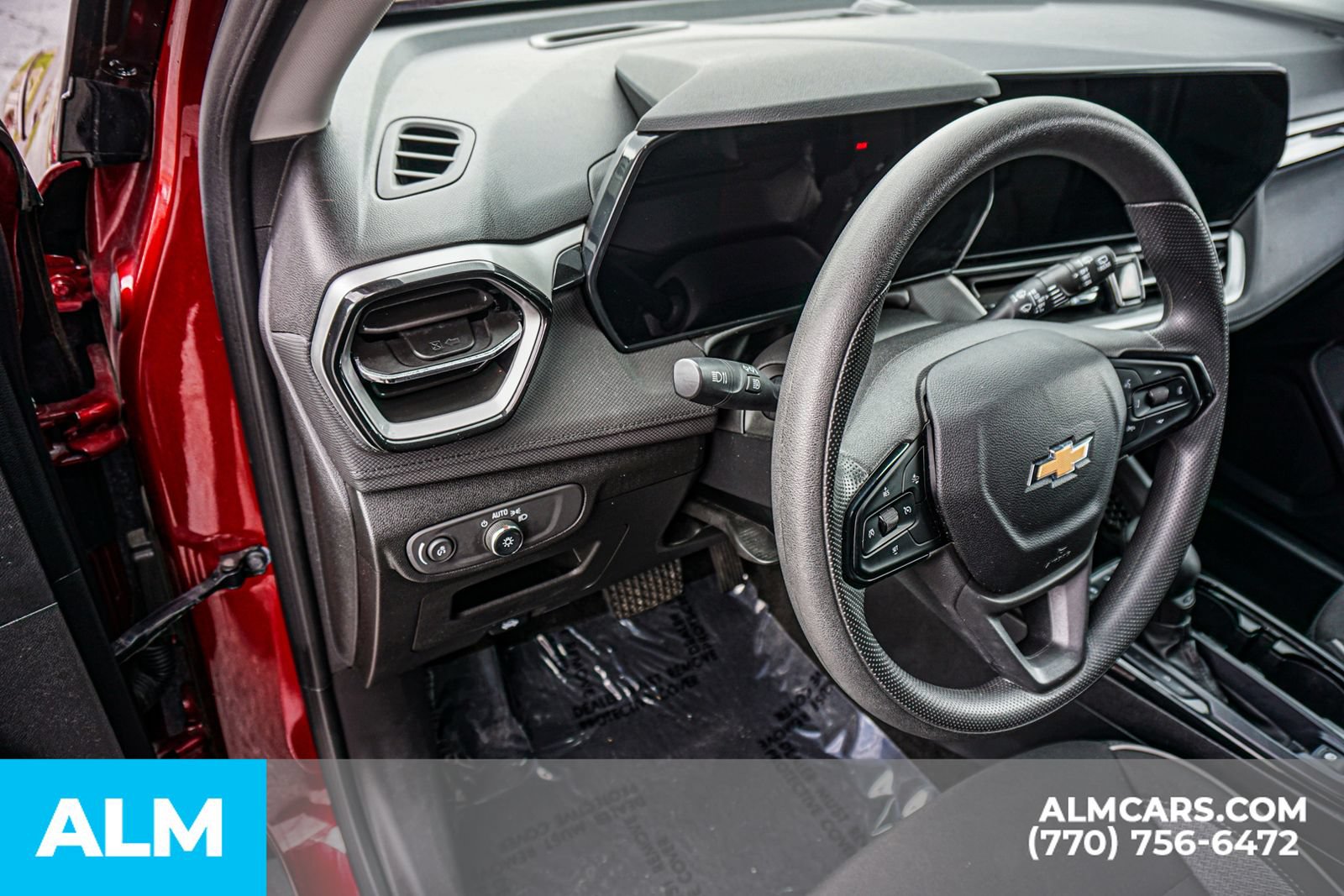 Used 2024 Chevrolet TrailBlazer LT FWD image 35