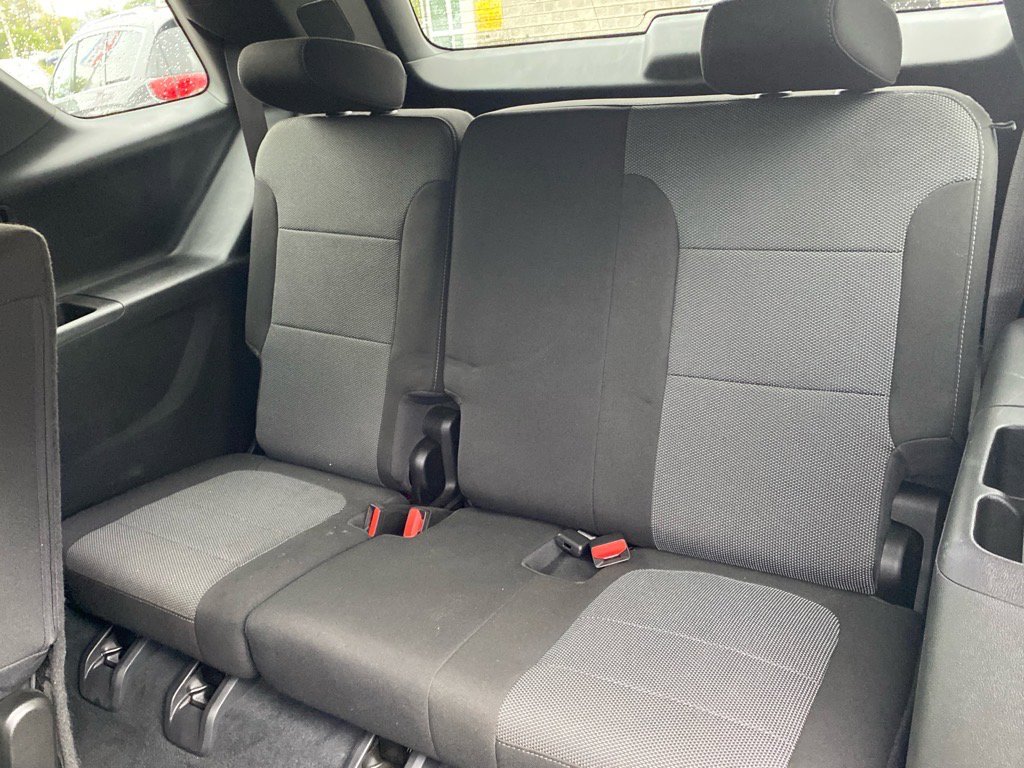 Used 2023 Chevrolet Traverse LT image 24