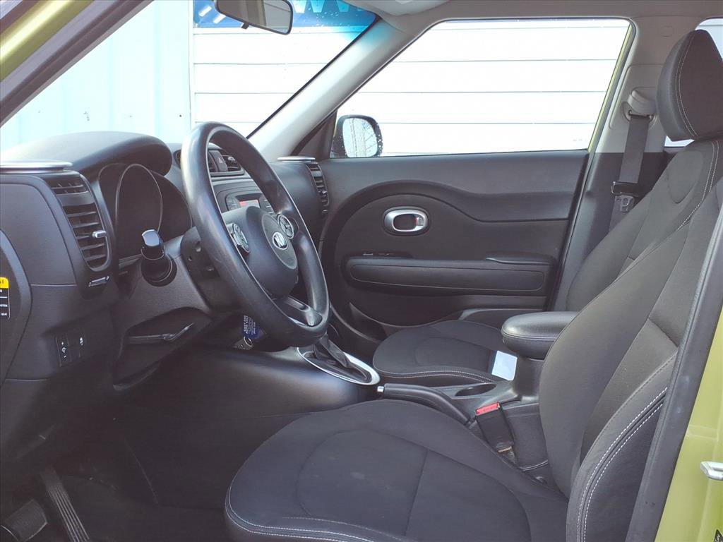 Used 2014 Kia Soul Base image 8