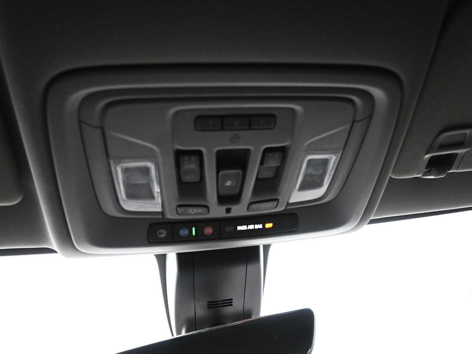 Used 2021 GMC Sierra 1500 Denali w/ Denali Ultimate Package AWD/4WD image 26