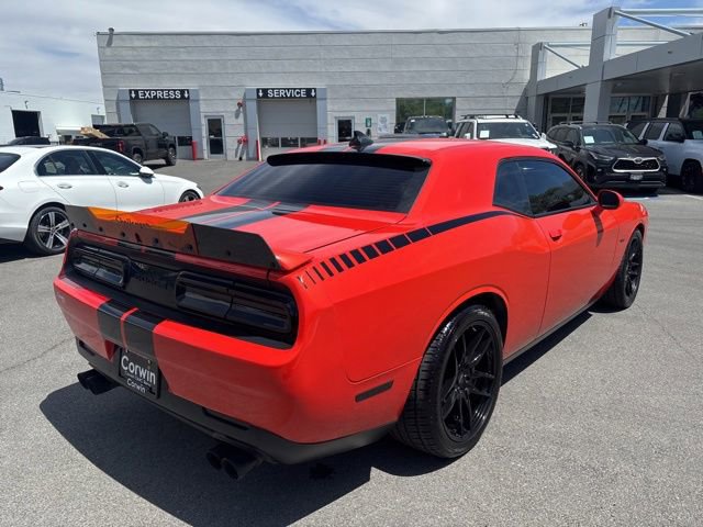 Used 2020 Dodge Challenger R/T RWD image 8