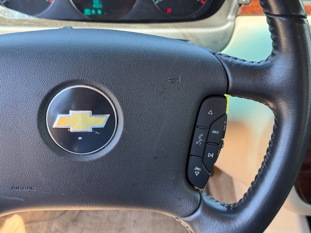 Used 2010 Chevrolet Impala LT w/ Convenience Package FWD image 15
