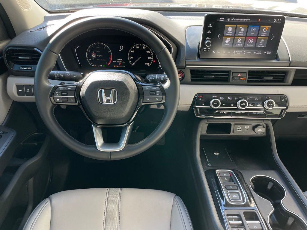 Certified 2025 Honda Pilot EX-L image 11