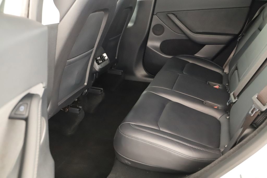 Used 2023 Tesla Model Y Performance AWD/4WD image 26