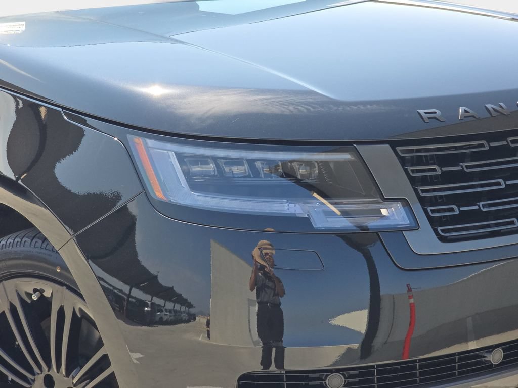 New 2026 Land Rover Range Rover SE AWD/4WD image 34