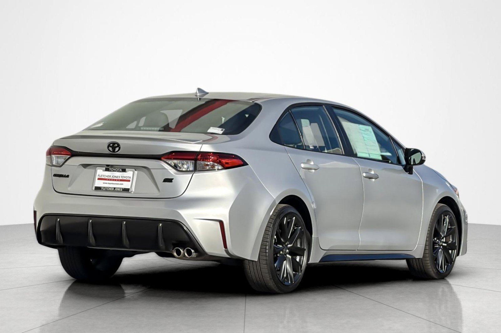 Certified 2025 Toyota Corolla SE image 5