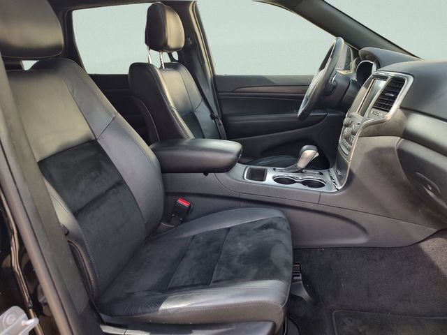 Used 2017 Jeep Grand Cherokee Altitude AWD/4WD image 30
