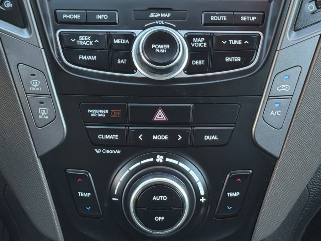 Used 2013 Hyundai Santa Fe Sport 2.0T w/ Technology Pkg image 15