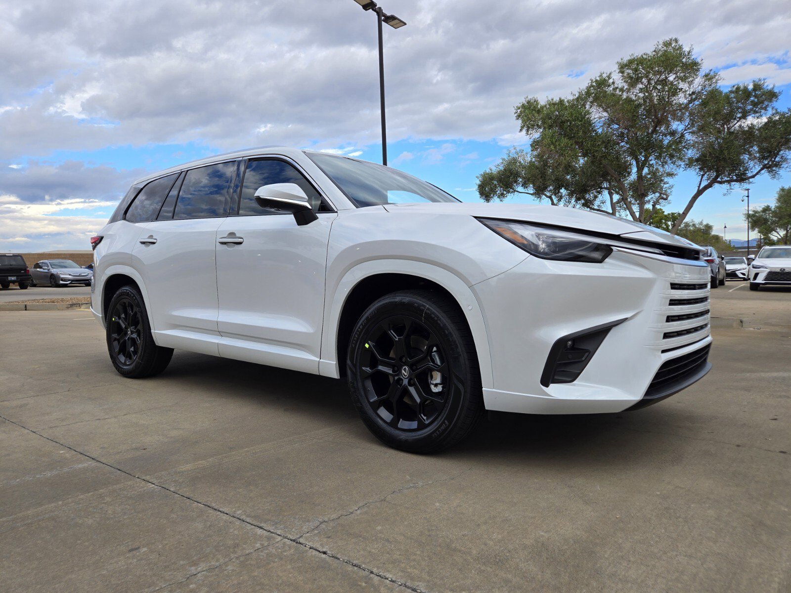 New 2026 Lexus TX 350 AWD image 2