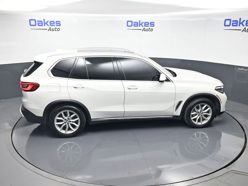 Used 2020 BMW X5 xDrive40i w/ Premium Package image 54
