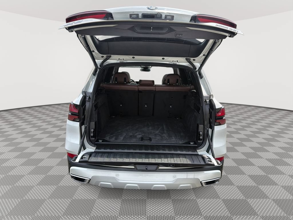 Used 2024 BMW X5 xDrive40i w/ Premium Package AWD/4WD image 21