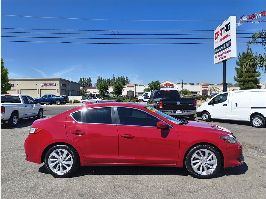 Used 2017 Acura ILX FWD image 4