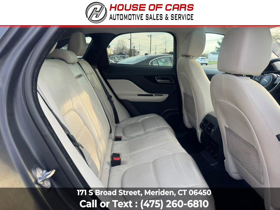 Used 2017 Jaguar F-PACE Prestige image 30