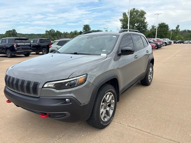 Used 2022 Jeep Cherokee Trailhawk w/ Comfort/Convenience Group AWD/4WD image 7