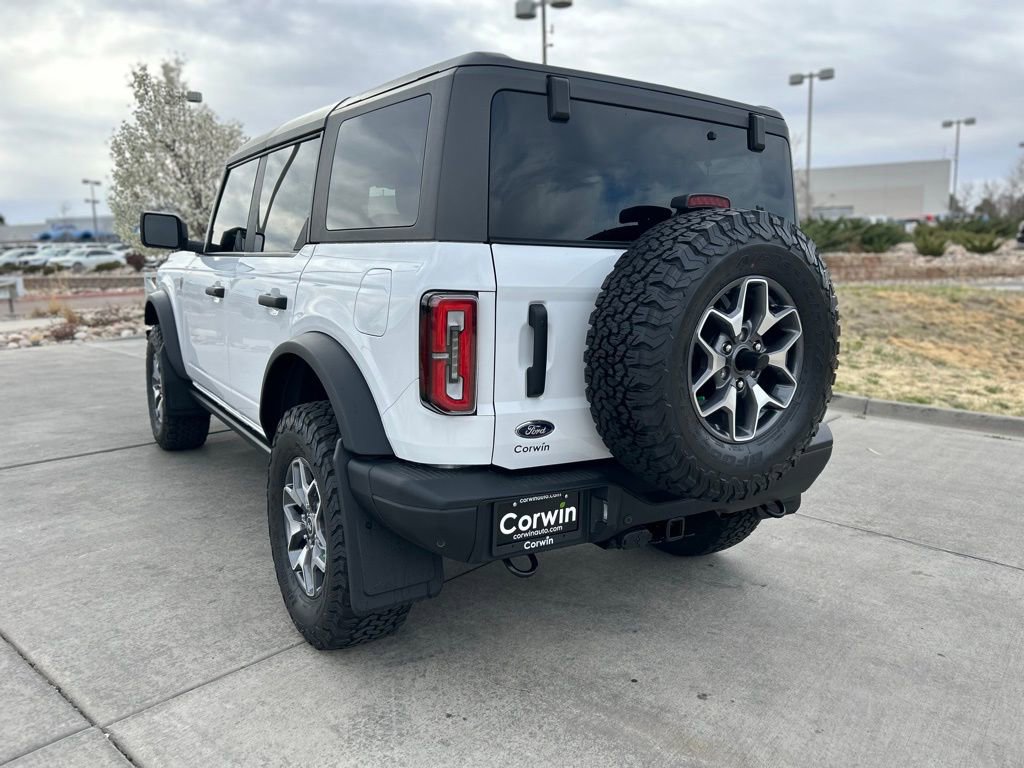 Used 2023 Ford Bronco Badlands image 6
