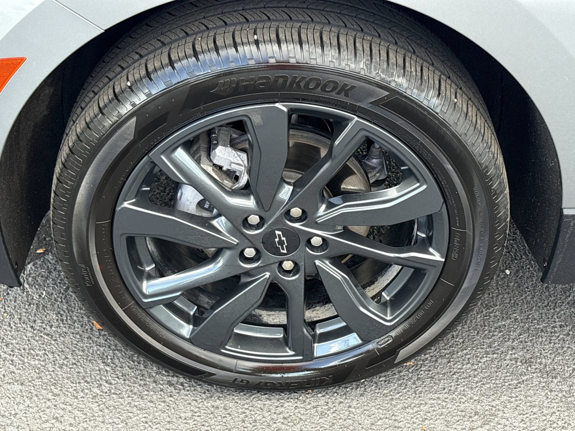 Used 2024 Chevrolet Equinox RS w/ LPO, Floor Liner Package FWD image 29