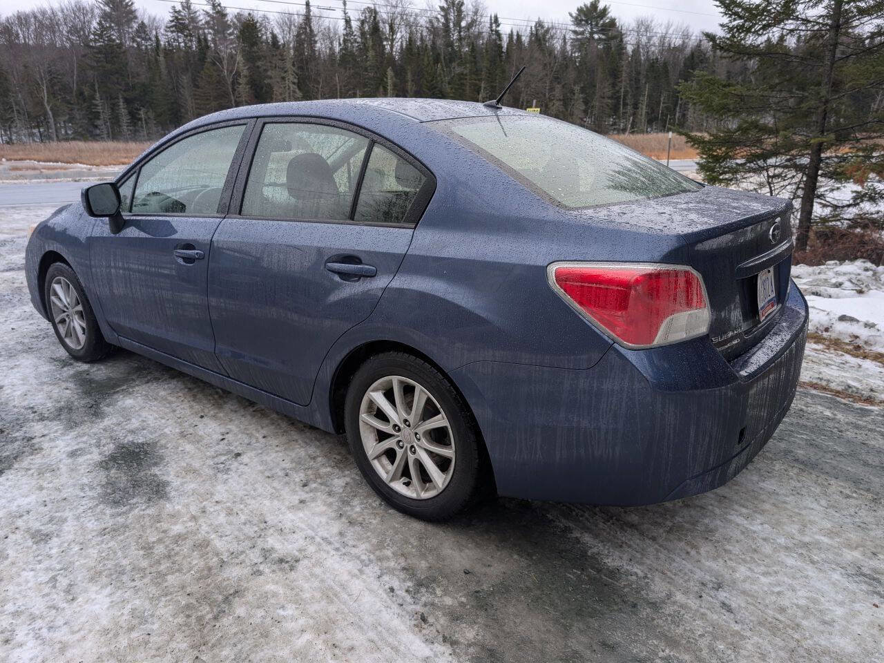 Used 2013 Subaru Impreza 2.0i Premium w/ All-Weather Pkg image 9