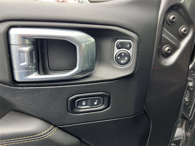 Used 2021 Jeep Gladiator Overland image 13