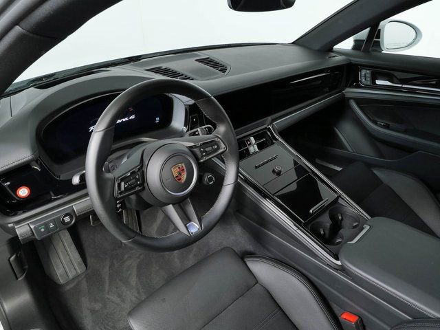 Certified 2024 Porsche Panamera 4 AWD/4WD image 4