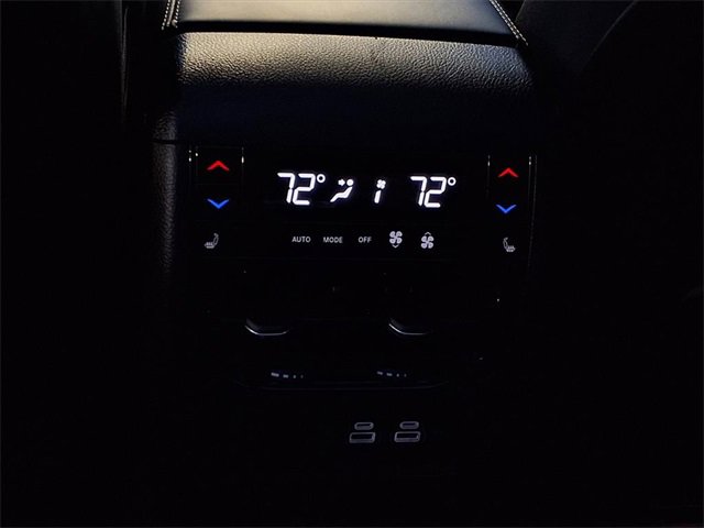 Used 2023 Jeep Grand Cherokee Overland w/ Advanced Protech Group III image 10