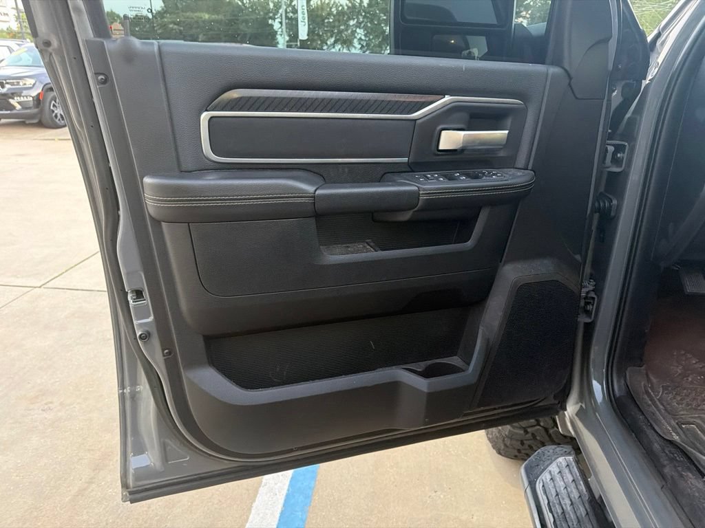 Used 2025 RAM 2500 Big Horn AWD/4WD image 18