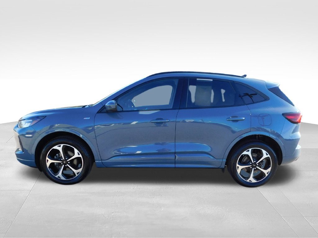 Used 2024 Ford Escape ST-Line Select w/ Tech Pack #2 AWD/4WD image 9