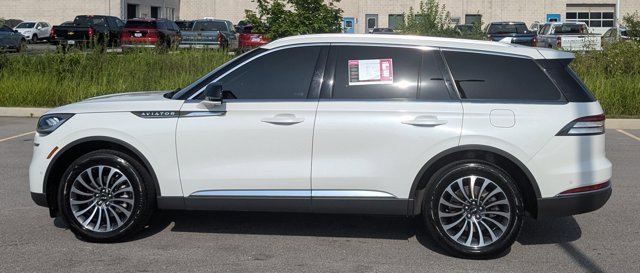 Used 2021 Lincoln Aviator Reserve w/ Equipment Group 201A image 2